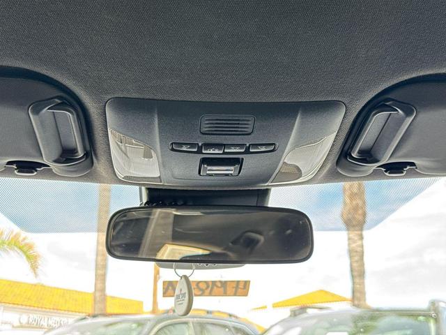 Photo of 2022 White Toyota Corolla