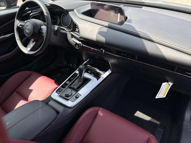 Photo of 2025 POLYMETAL GRY M Mazda CX-30
