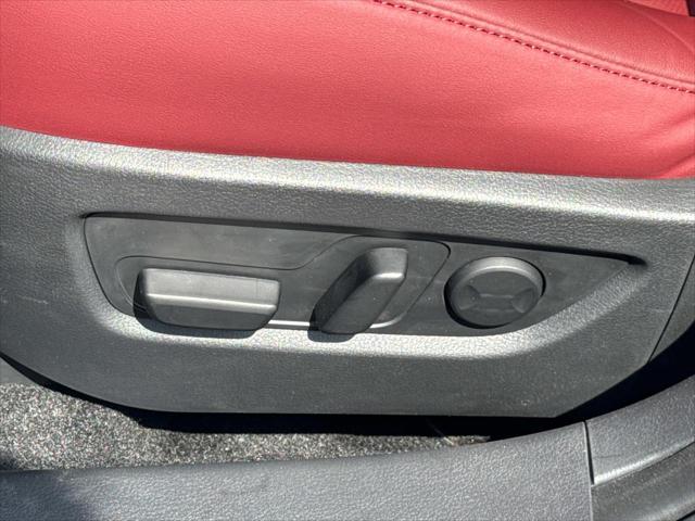 Photo of 2025 POLYMETAL GRY M Mazda CX-30