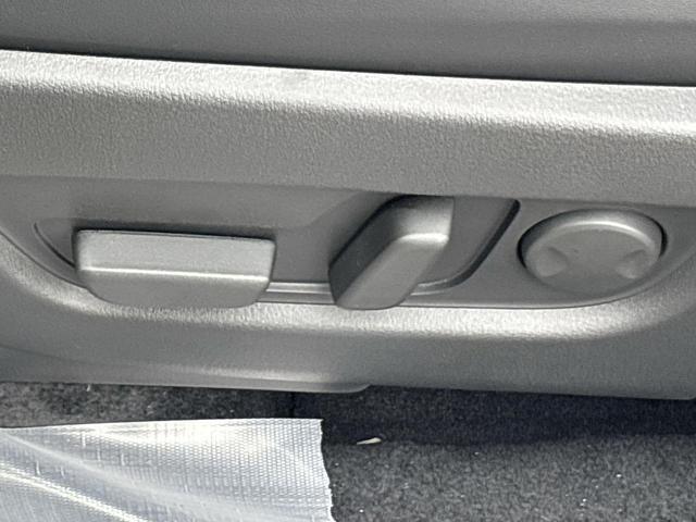 Photo of 2025 RHODIUM WHT PRE Mazda CX-90