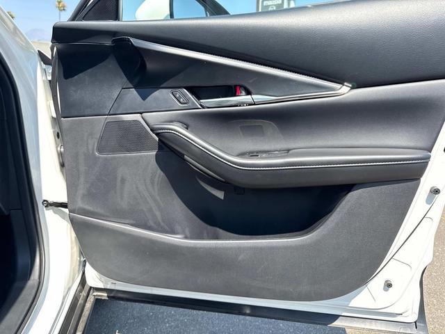 Photo of 2025 SNOWFLAKE WHT P Mazda CX-30