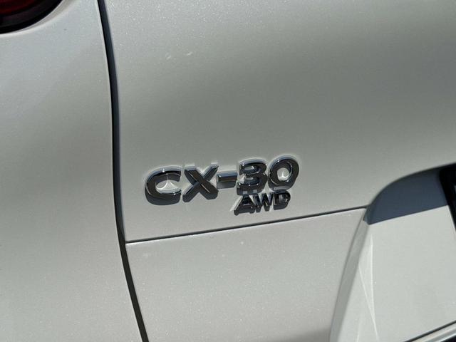 Photo of 2025 SNOWFLAKE WHT P Mazda CX-30