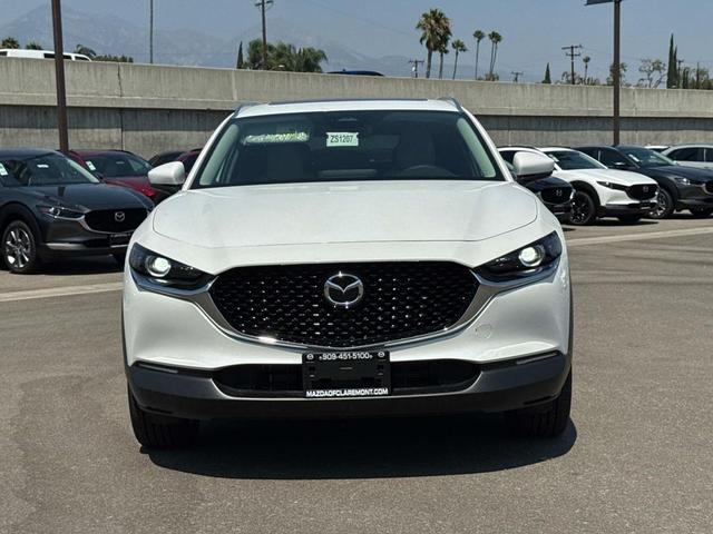 Photo of 2025 SNOWFLAKE WHT P Mazda CX-30