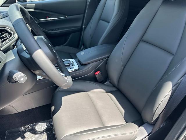 Photo of 2025 JET BLK MICA Mazda CX-30