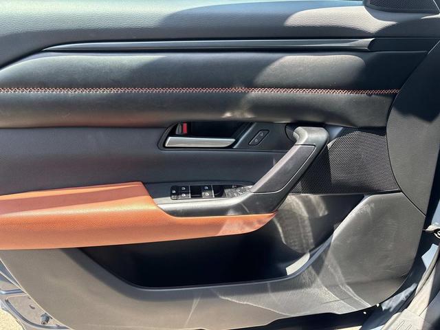 Photo of 2024 POLYMETAL GRAY ME Mazda CX-50