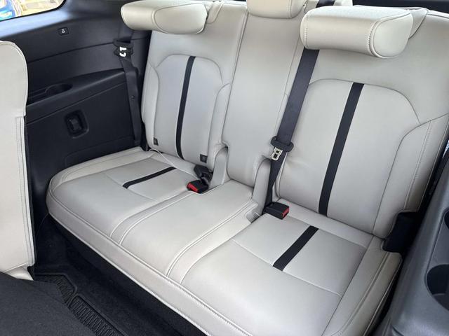 Photo of 2025 RHODIUM WHITE P Mazda CX-90 PHEV