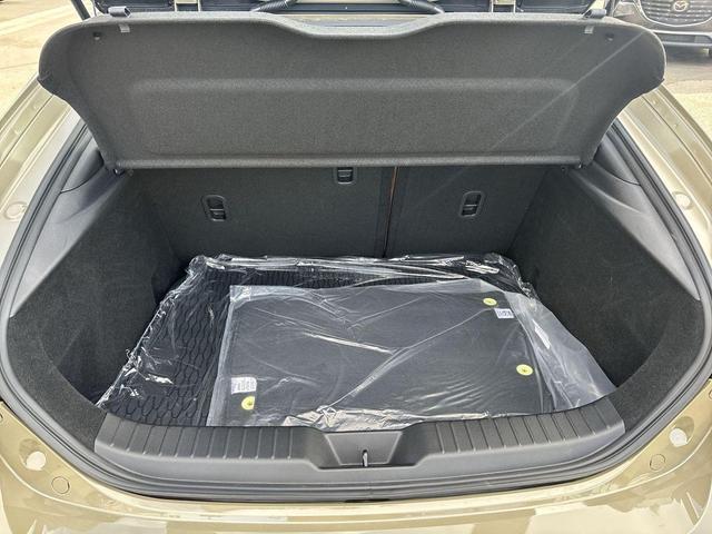 Photo of 2025 ZIRCON SAND MET Mazda Mazda3