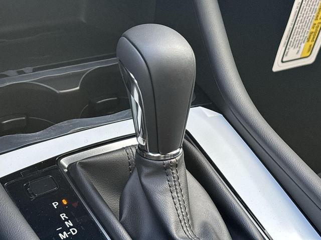 Photo of 2025 ZIRCON SAND MET Mazda Mazda3