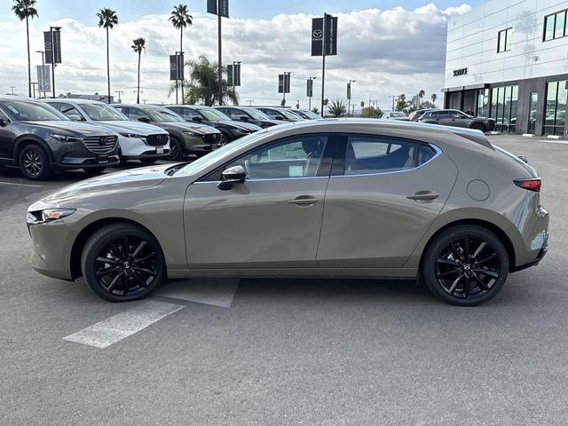 Photo of 2025 ZIRCON SAND MET Mazda Mazda3