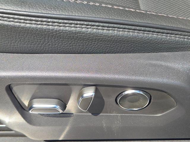 Photo of 2024 Onyx Black GMC Sierra 2500