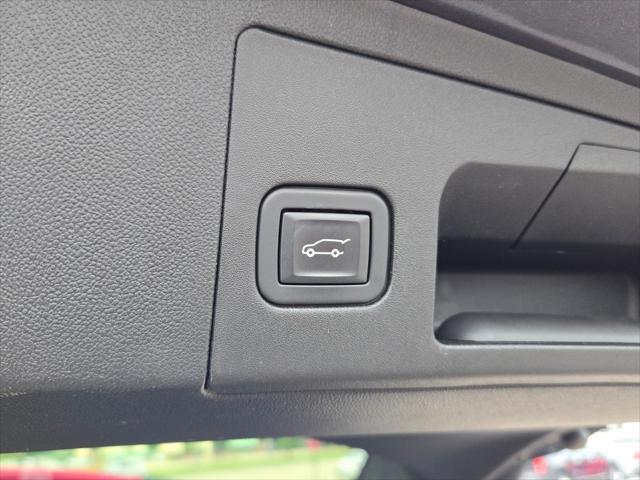 Photo of 2021 Wilder Metallic Cadillac XT5