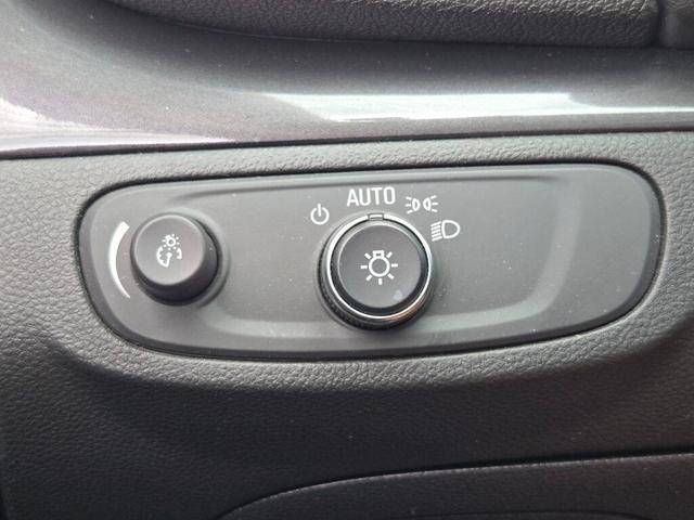 Photo of 2018 Winterberry Red Metallic Buick Encore