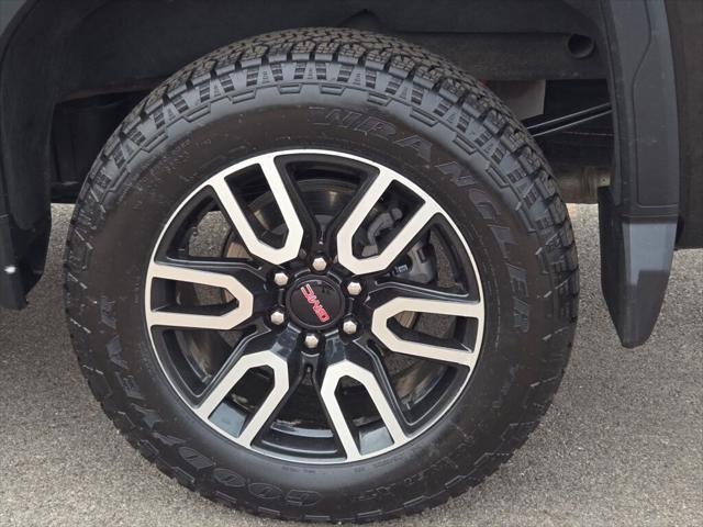 Photo of 2023 Onyx Black GMC Sierra 1500