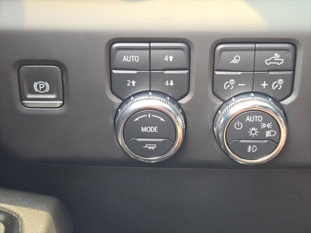 Photo of 2023 Onyx Black GMC Sierra 1500