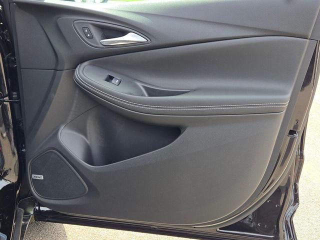Photo of 2025 Ebony Twilight Metallic Buick Encore GX