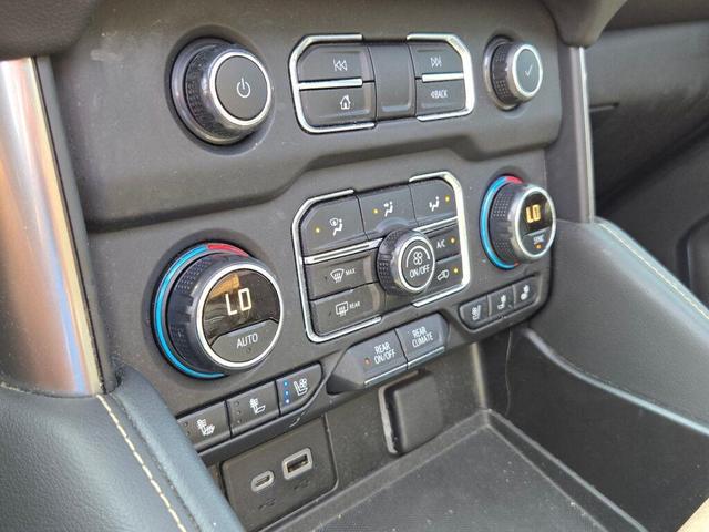 Photo of 2021 Iridescent Pearl Tricoat Chevrolet Tahoe