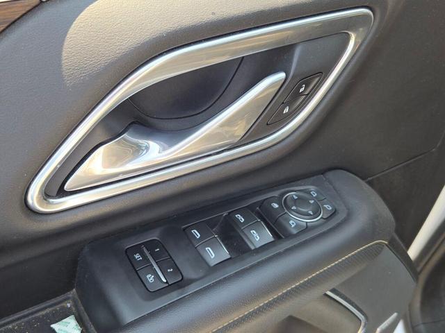 Photo of 2021 Iridescent Pearl Tricoat Chevrolet Tahoe