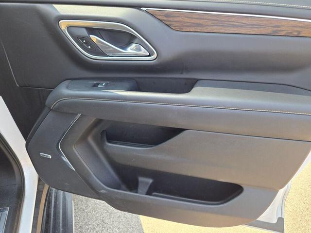 Photo of 2021 Iridescent Pearl Tricoat Chevrolet Tahoe