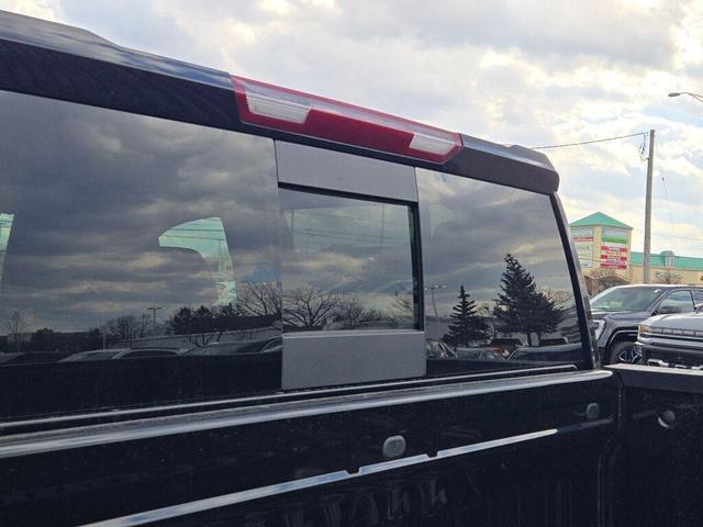 Photo of 2025 Onyx Black GMC Sierra 1500