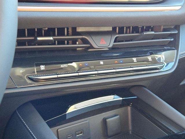 Photo of 2025 Ebony Twilight Metallic Buick Envision