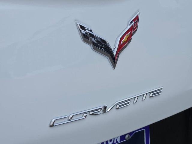 Photo of 2017 Arctic White Chevrolet Corvette