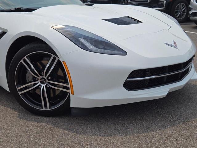 Photo of 2017 Arctic White Chevrolet Corvette