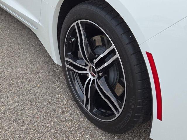 Photo of 2017 Arctic White Chevrolet Corvette