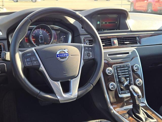 Photo of 2016 Savile Gray Metallic Volvo S80