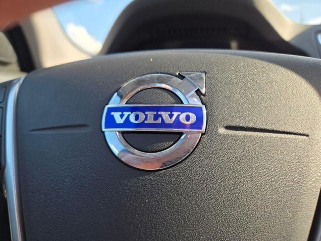 Photo of 2016 Savile Gray Metallic Volvo S80