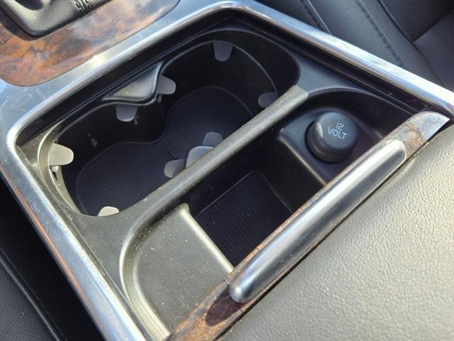 Photo of 2016 Savile Gray Metallic Volvo S80