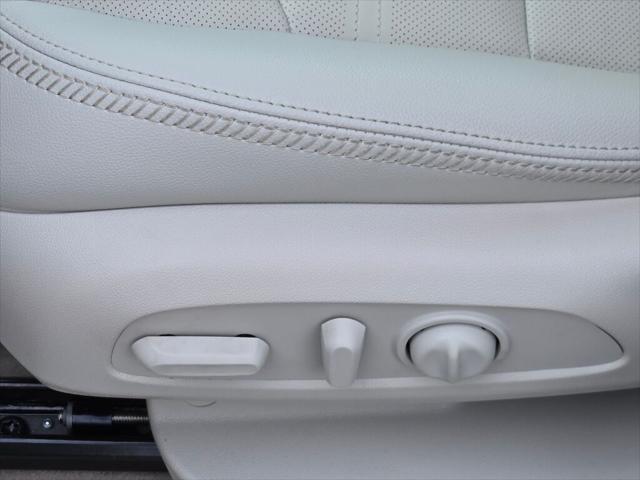 Photo of 2024 Ebony Twilight Metallic GMC Terrain
