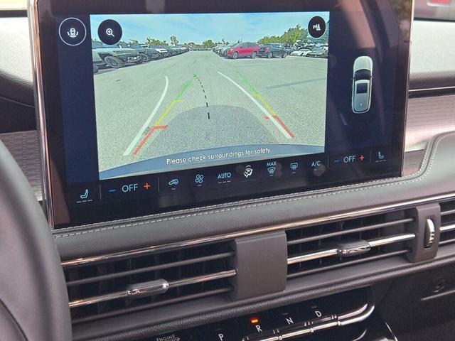 Photo of 2025 INFINITE BLACK MET CC Lincoln Corsair