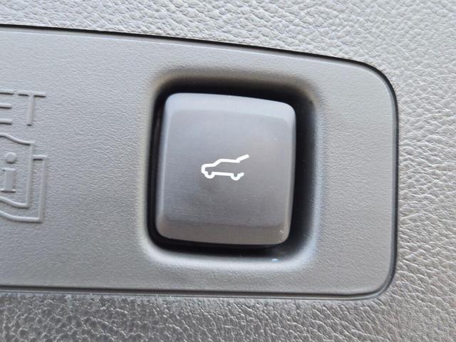 Photo of 2025 INFINITE BLACK MET CC Lincoln Corsair