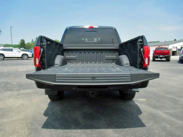 Photo of 2020 Agate Black Metallic Ford F-150