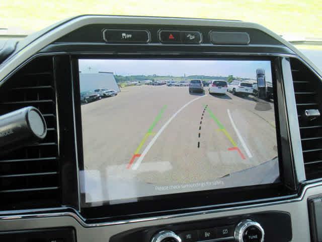 Photo of 2022 Oxford White Ford F-350