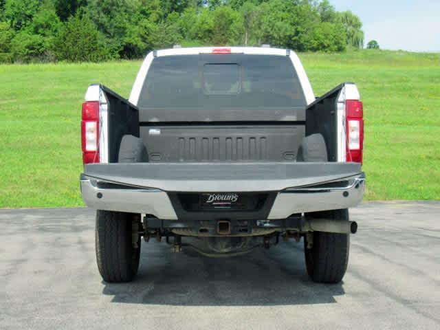 Photo of 2022 Oxford White Ford F-350