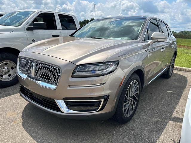 Photo of 2020 Mocha Lincoln Nautilus
