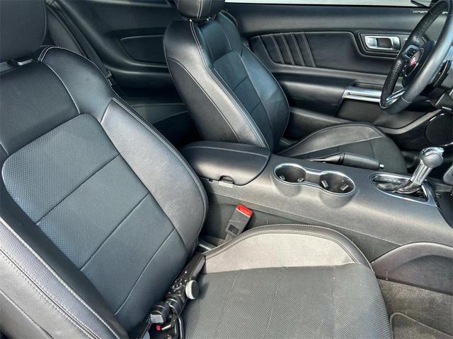 Photo of 2023 Oxford White Ford Mustang