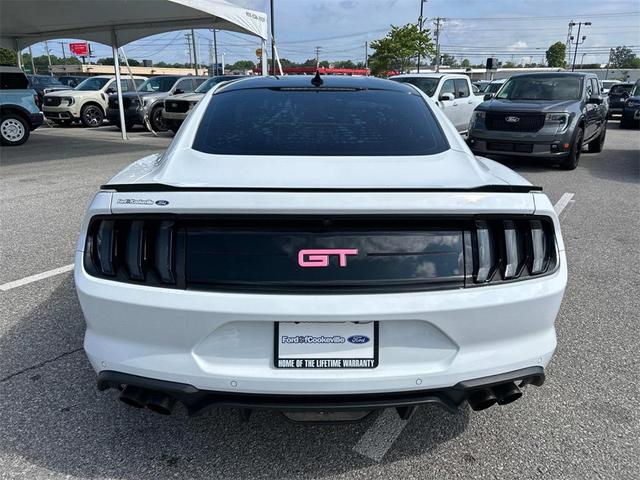 Photo of 2023 Oxford White Ford Mustang
