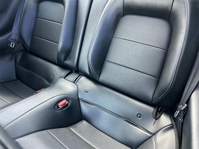 Photo of 2023 Oxford White Ford Mustang