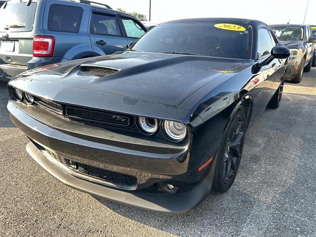 Photo of 2023 Pitch Black Clearcoat Dodge Challenger