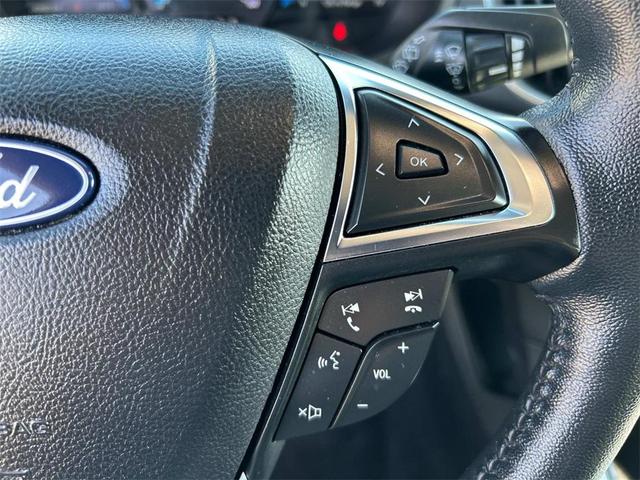 Photo of 2024 Black Metallic Ford Edge