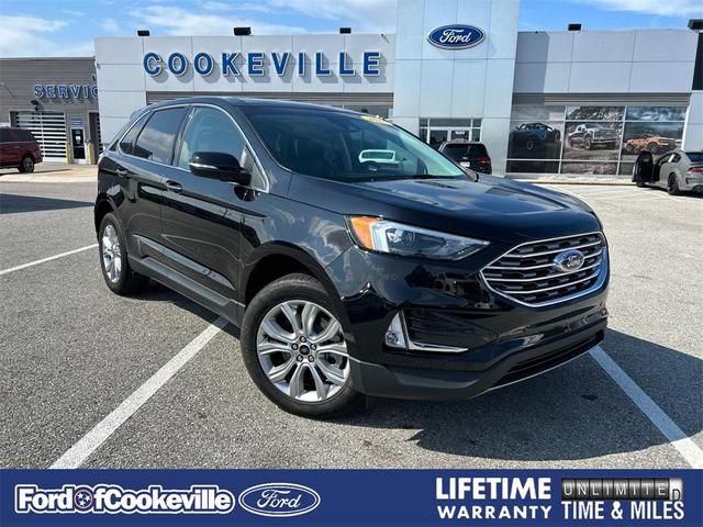 Photo of 2024 Black Metallic Ford Edge