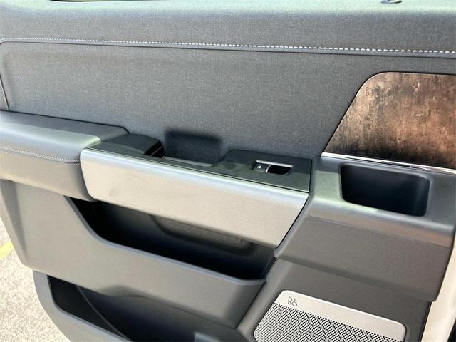 Photo of 2025 White Ford F-350