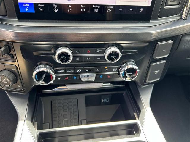 Photo of 2025 White Ford F-350