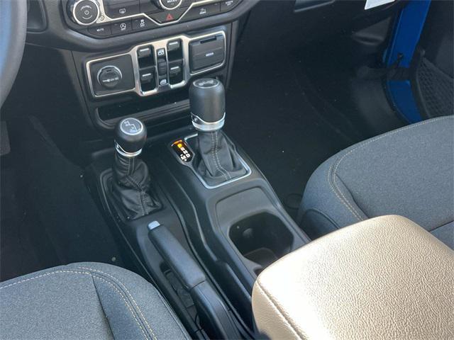 Photo of 2025 Hydro Blue Pearlcoat Jeep Wrangler