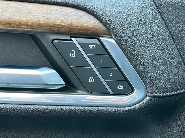 Photo of 2023 Black Chevrolet Silverado 1500