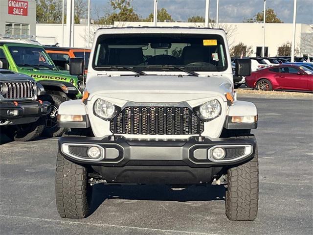 Photo of 2023 Bright White Clearcoat Jeep Wrangler