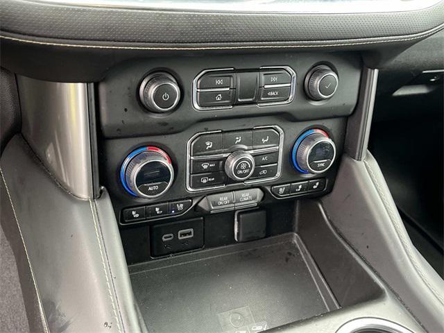 Photo of 2023 Silver Sage Metallic Chevrolet Suburban