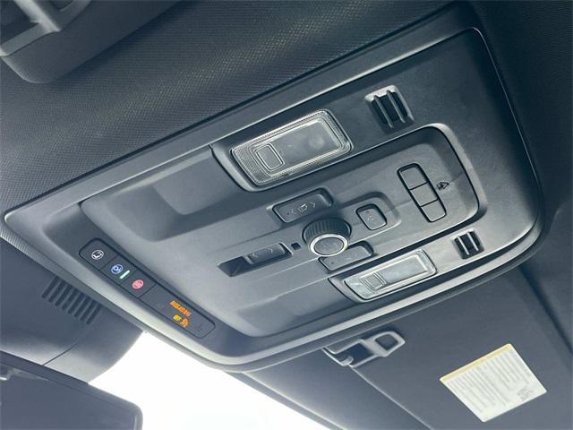 Photo of 2023 Silver Sage Metallic Chevrolet Suburban